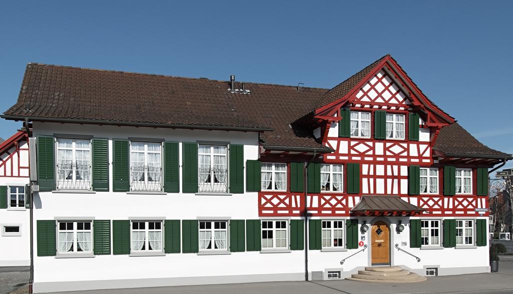 Gasthof Eisenbahn Weinfelden Exterior photo